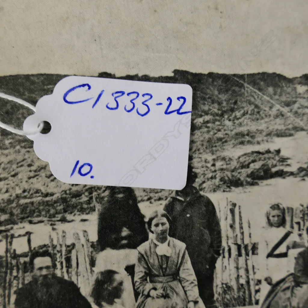 12 NZ PHOTOGRAPHY BOOKS/PUBLICATIONS 'The New Photographer' + 'Under The Aegis: The Virtues' Culbert etc Image 1++